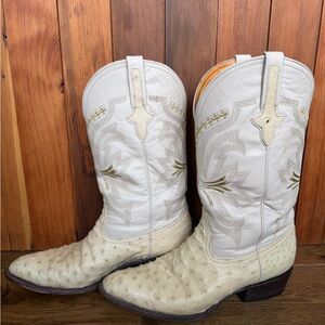 White Genuine Ostrich Leather Cowboy Boots Gold Intricate Stitching Men’s 10